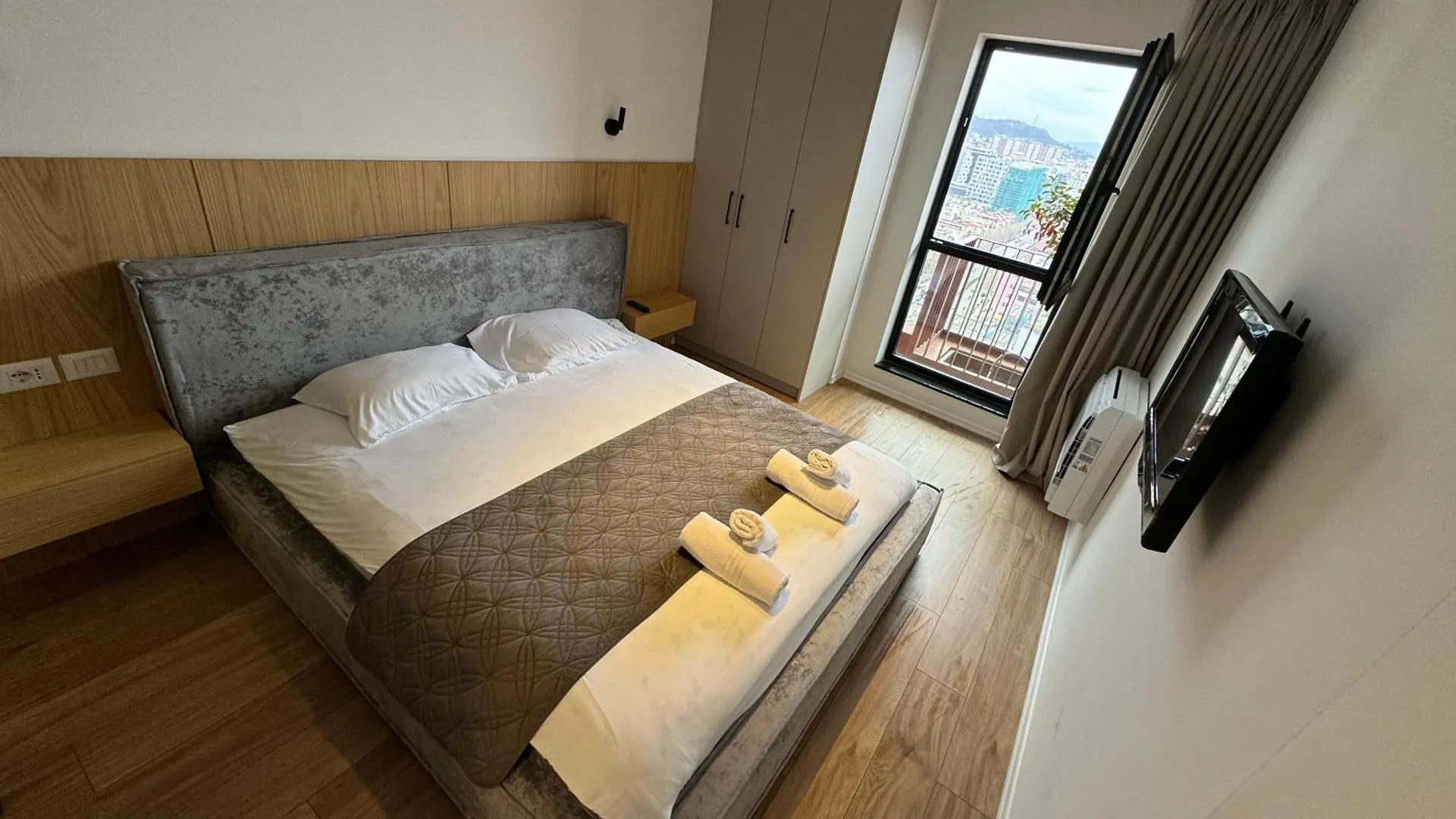Apartment Orestiada Luxury Apartament Tirana Albania